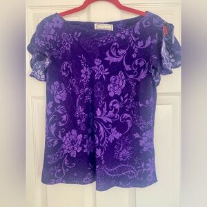 Butterfly sleeves, top